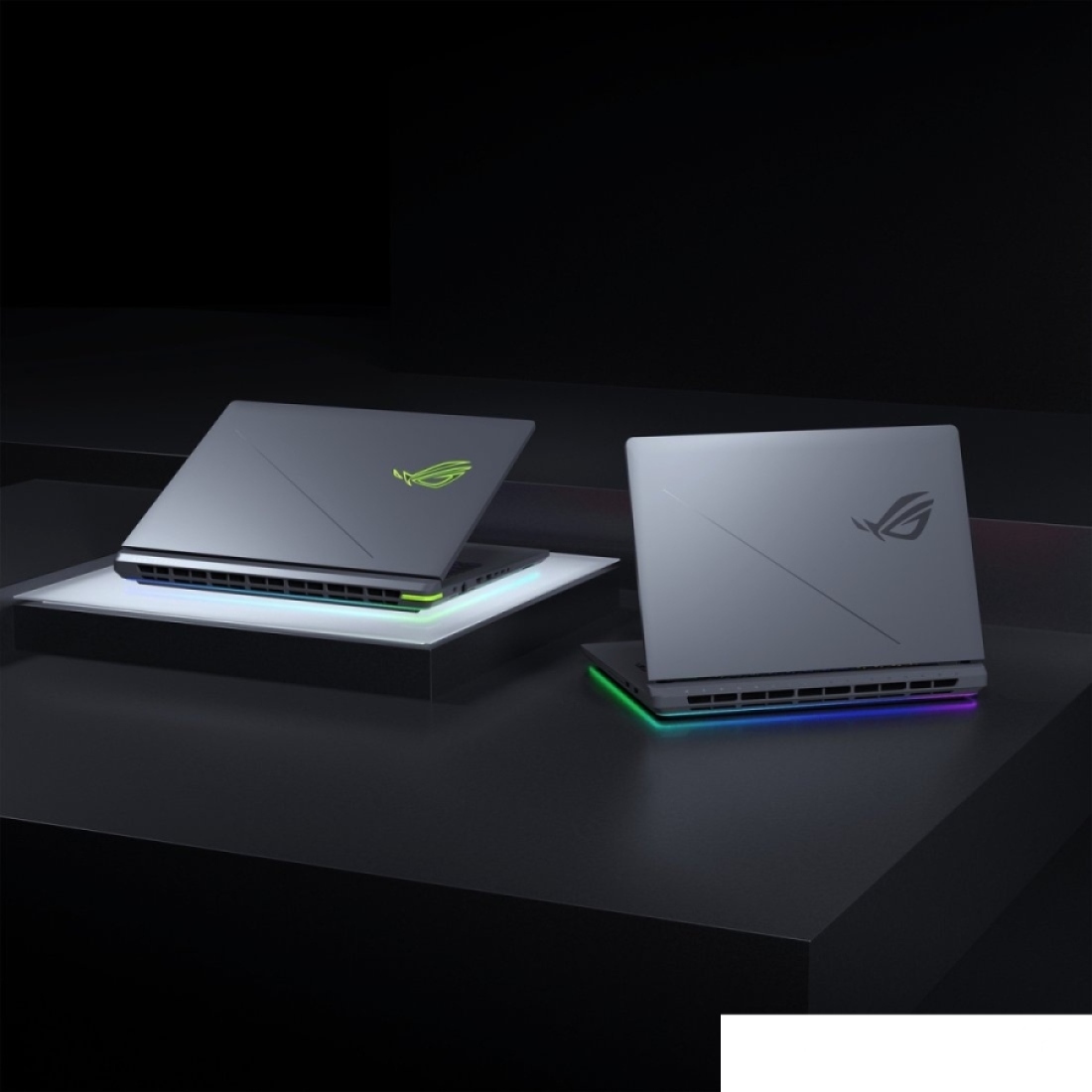 Игровой ноутбук ASUS ROG Strix G18 2025 G815LR-S9126W