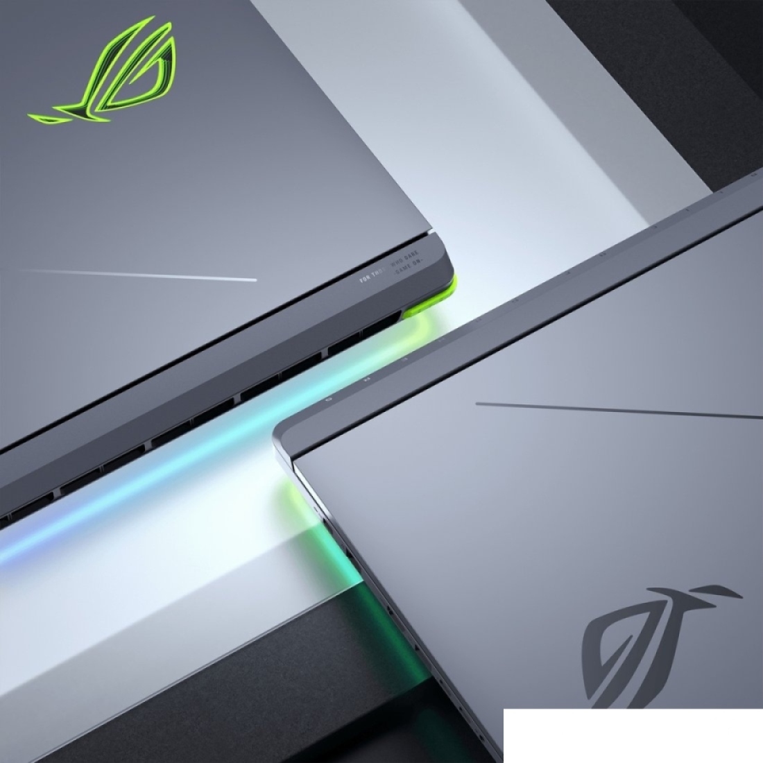 Игровой ноутбук ASUS ROG Strix G18 2025 G815LR-S9126W