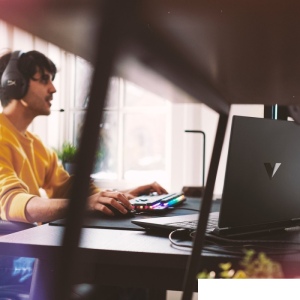 Игровой ноутбук HP Victus 15-fa2021nia C21TGEA